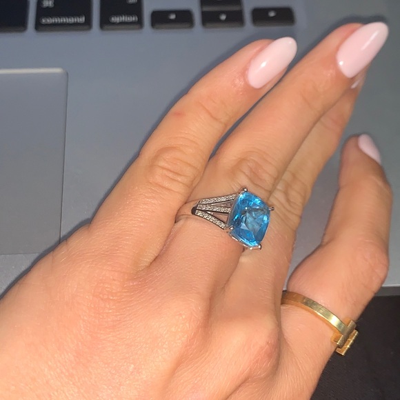 Blue topaz diamond ring - Picture 3 of 7